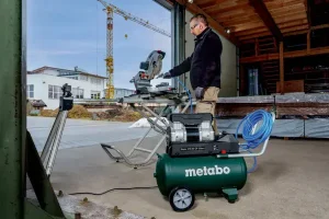 Compresseur portatif, Metabo en location chez Valroc SA dans la Broye